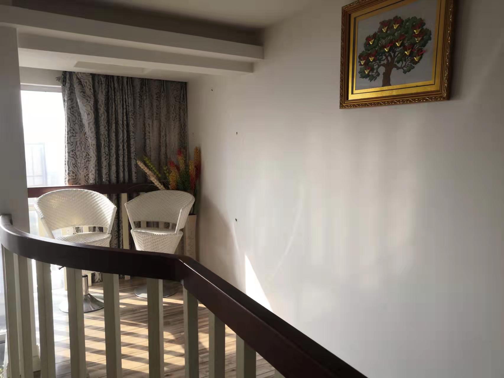 皇城御园 1室1厅1卫 46.8万 皇城御园 1室1厅1卫 46.8万客厅