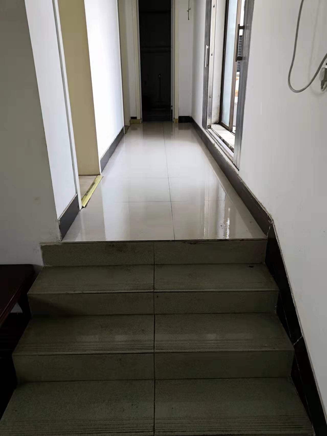 法院小区 2室2厅1卫 1000.0元/月 法院小区 2室2厅1卫 1000.0元/月小区图