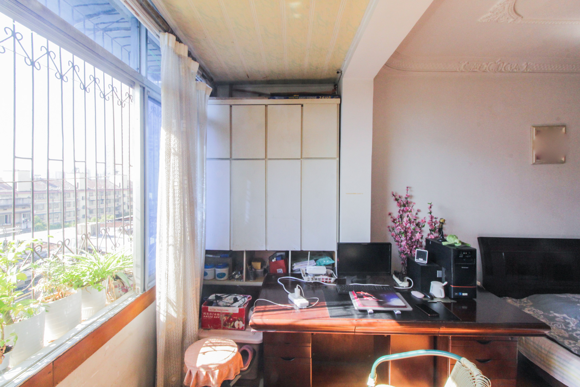 中建五局天心苑 2室1厅1卫 40.0万 中建五局天心苑 2室1厅1卫 40.0万阳台