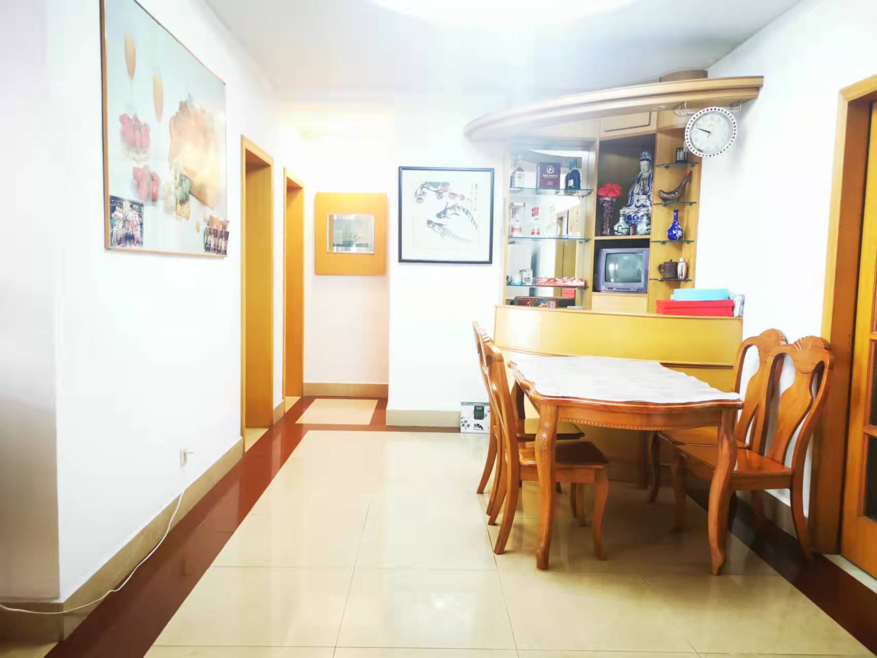 政华小区 3室2厅1卫 69.0万 政华小区 3室2厅1卫 69.0万客厅