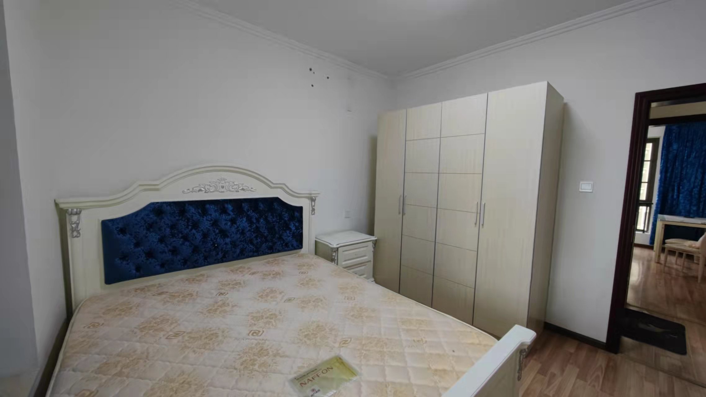 南湖国际1期  2室2厅1卫    2200.0元/月 南湖国际1期  2室2厅1卫    2200.0元/月室内图