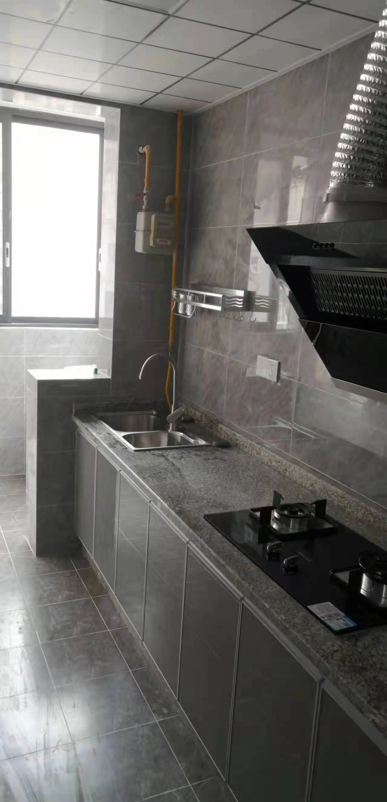 南湖锦苑 1室1厅1卫 2000.0元/月 南湖锦苑 1室1厅1卫 2000.0元/月室内图