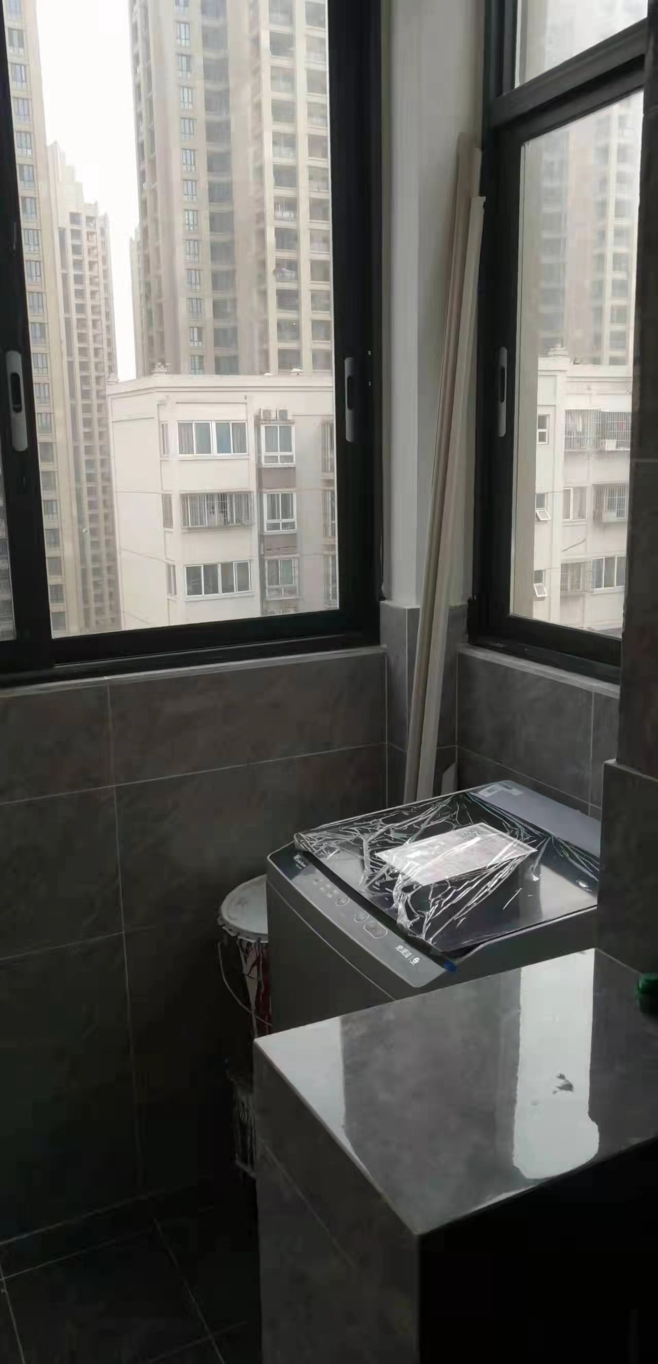 南湖锦苑 1室1厅1卫 2000.0元/月 南湖锦苑 1室1厅1卫 2000.0元/月室内图