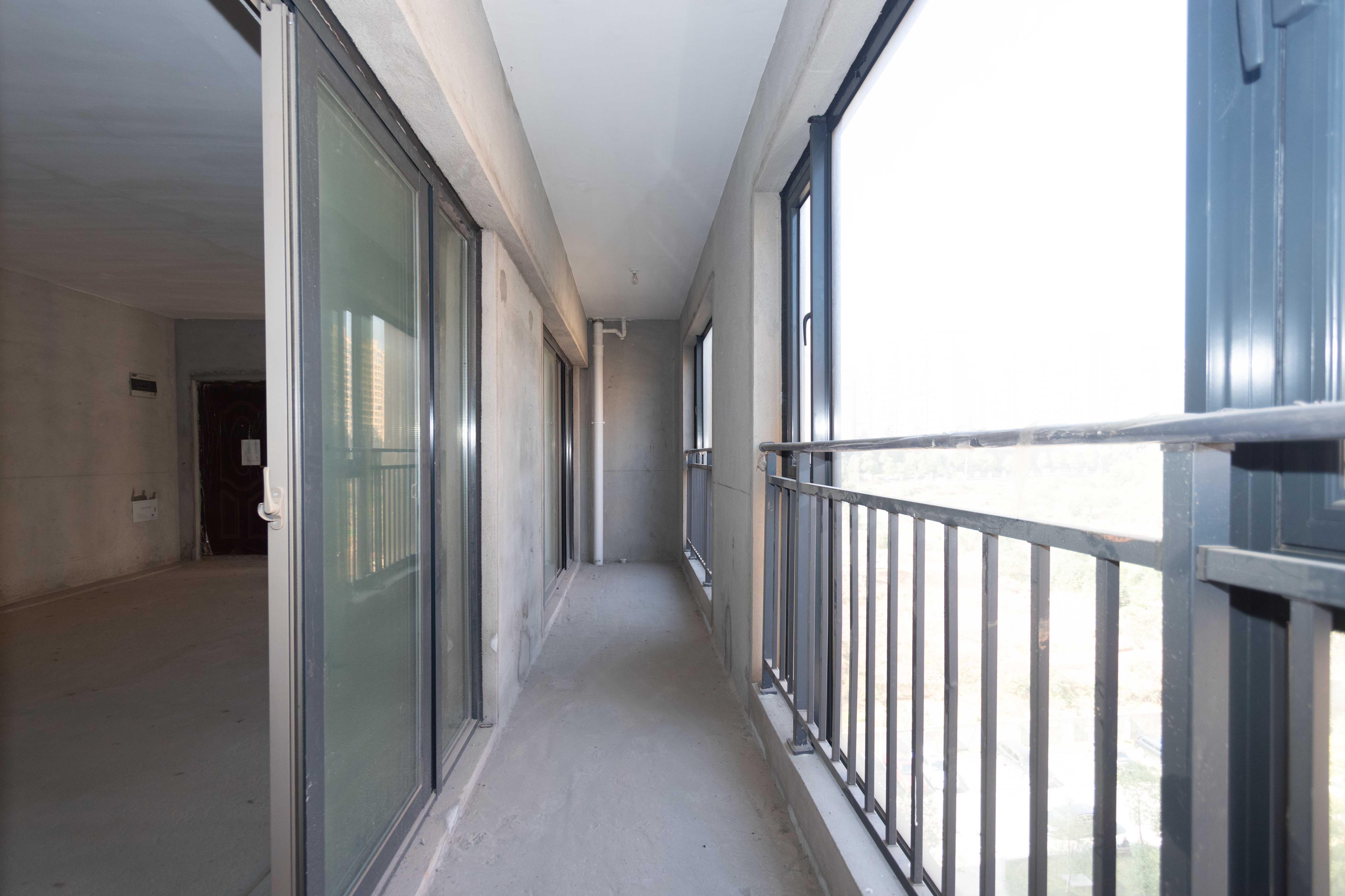 怡海星城  3室2厅2卫    92.8万其他