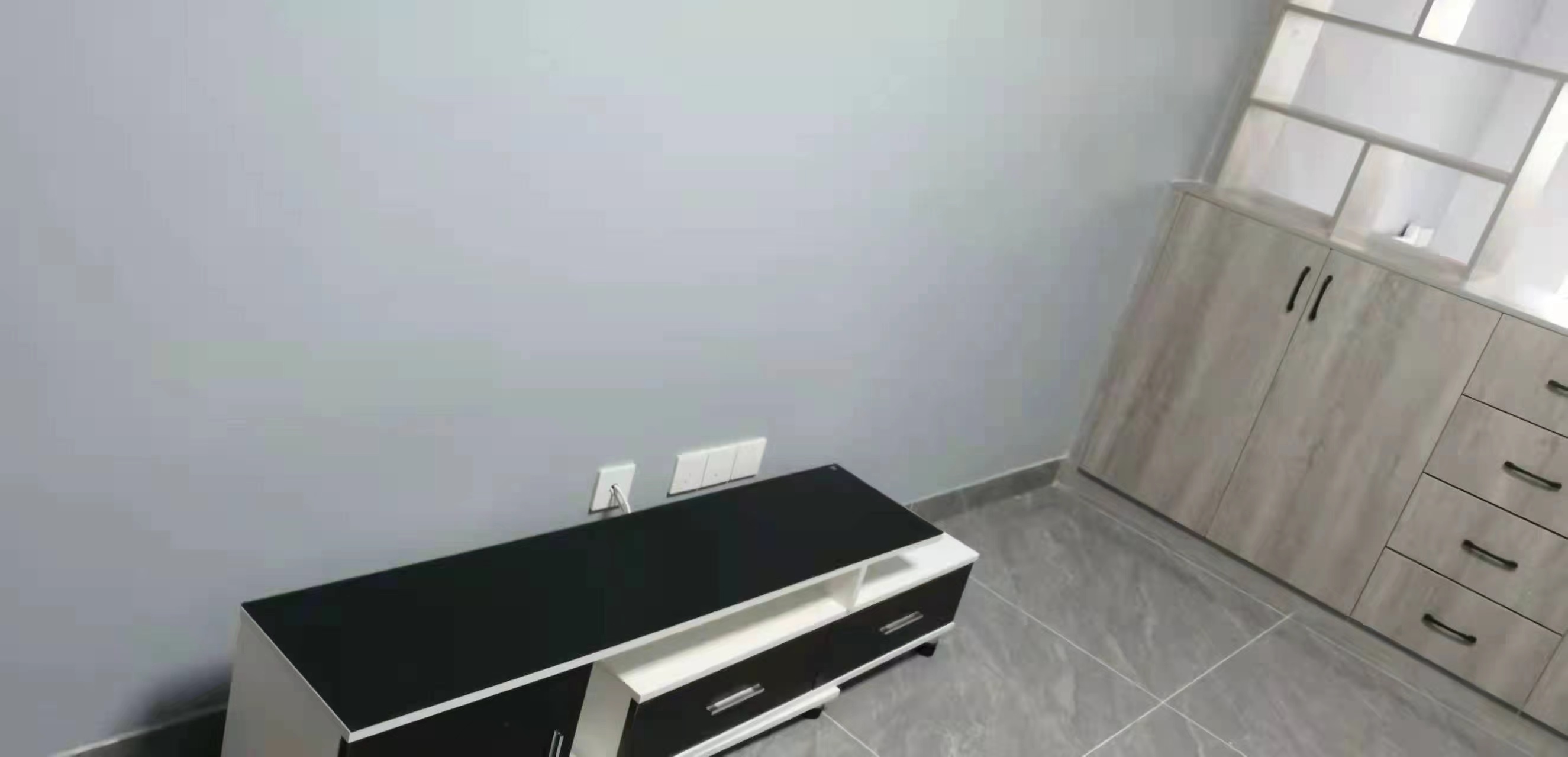 南湖锦苑 1室1厅1卫 2000.0元/月 南湖锦苑 1室1厅1卫 2000.0元/月室内图