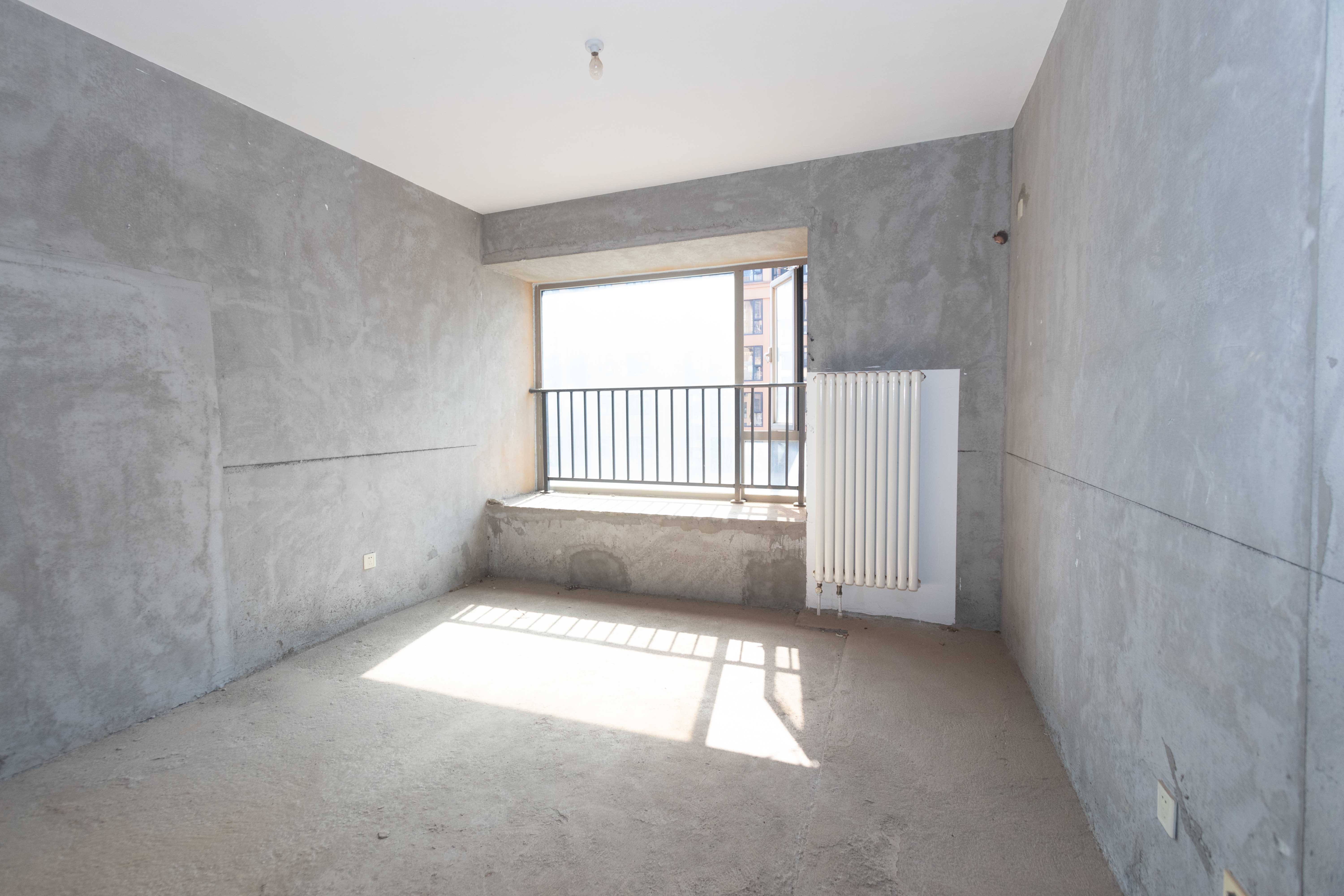 怡海星城  3室2厅2卫    92.8万其他