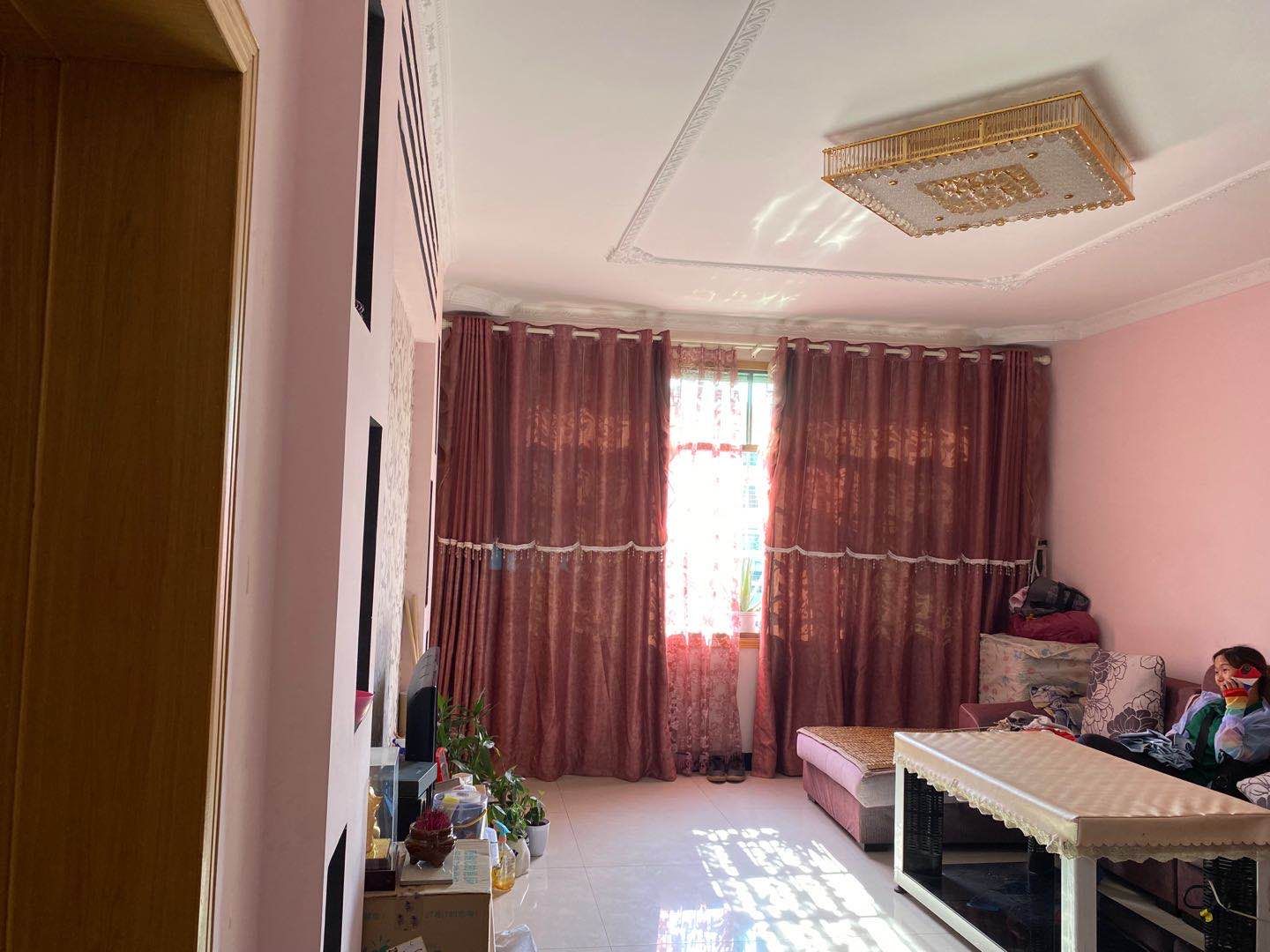 山海翠园 3室2厅1卫 25.8万 山海翠园 3室2厅1卫 25.8万客厅