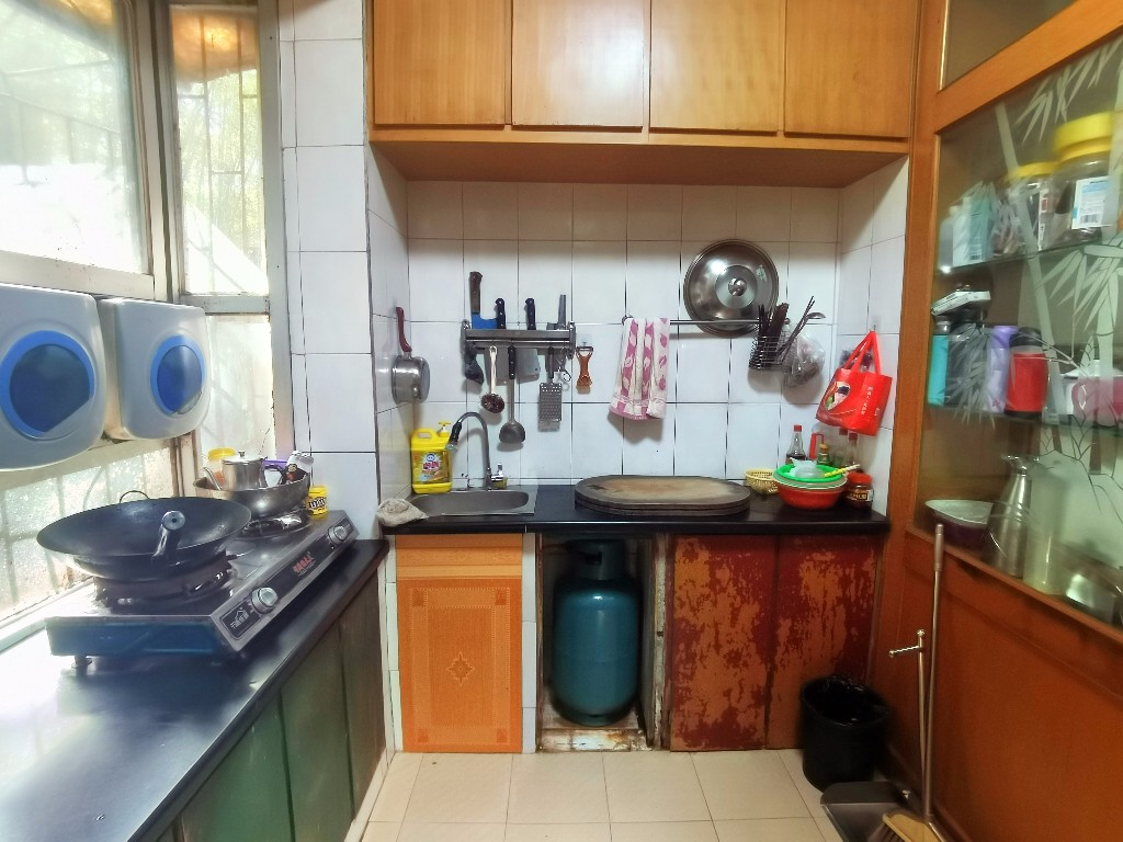 芙蓉冲散盘 3室2厅2卫 43.8万 芙蓉冲散盘 3室2厅2卫 43.8万客厅