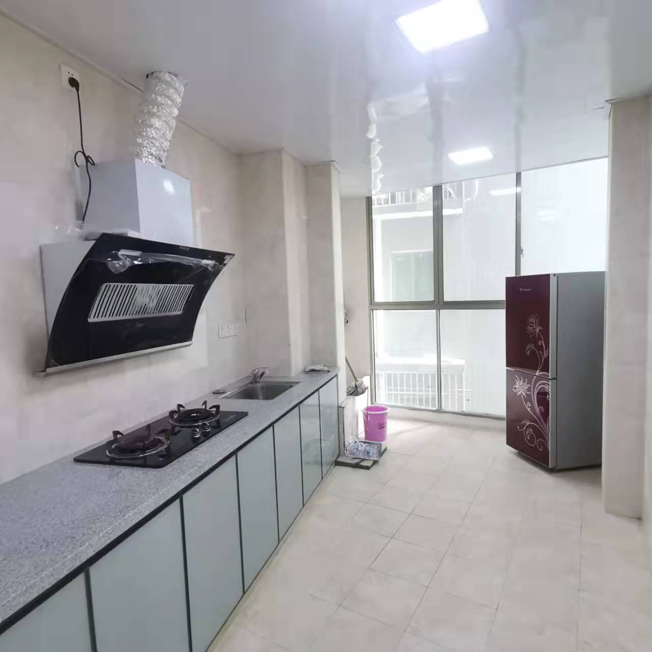 中天星城 3室2厅1卫 2200.0元/月 中天星城 3室2厅1卫 2200.0元/月室内图