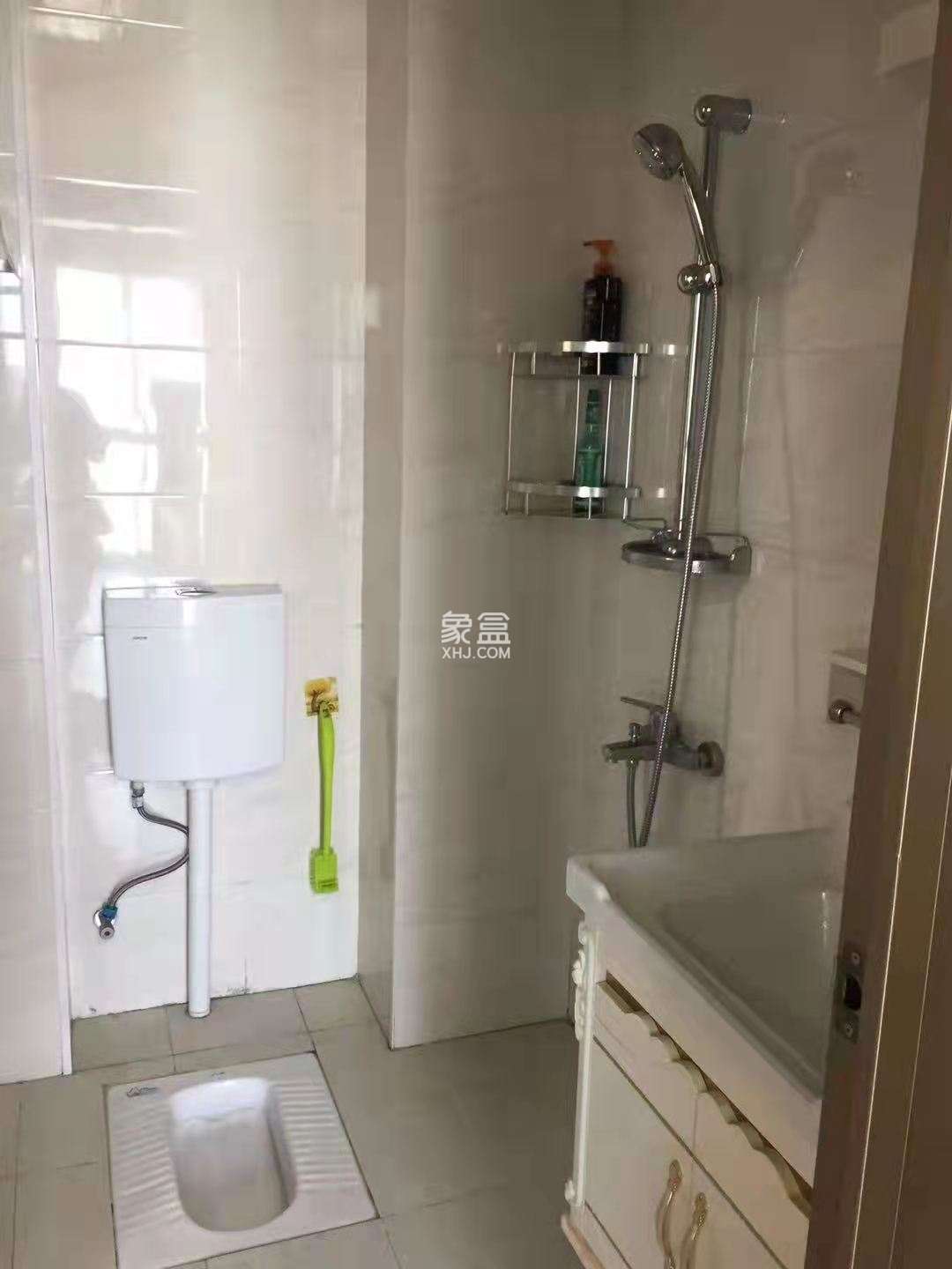 新都汇 1室1厅1卫 1500.0元/月 新都汇 1室1厅1卫 1500.0元/月室内图