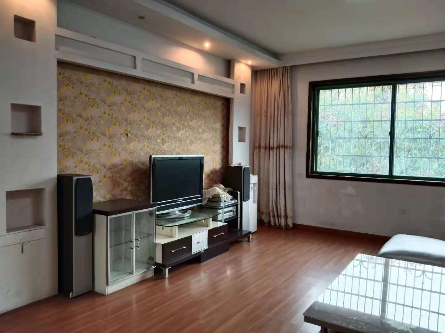 耐火村  3室2厅1卫   1500.00元/月户型图