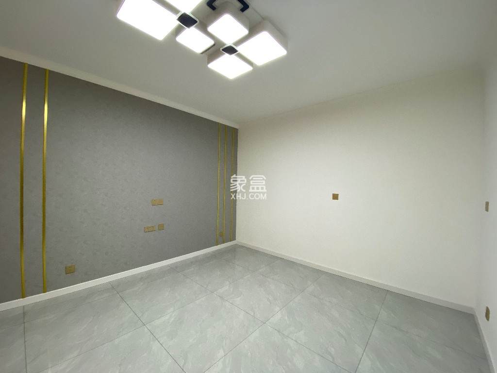 南姜新苑  2室2厅1卫   2300.00元/月户型图