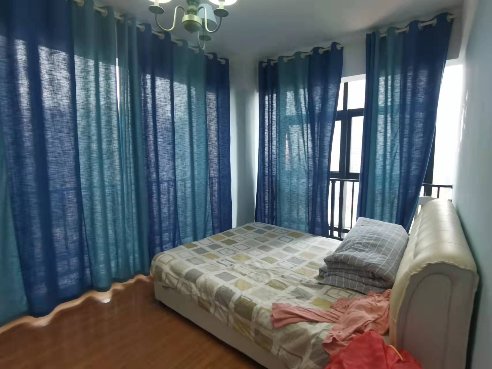 新桂公馆  2室2厅1卫    45.0万 新桂公馆  2室2厅1卫    45.0万客厅