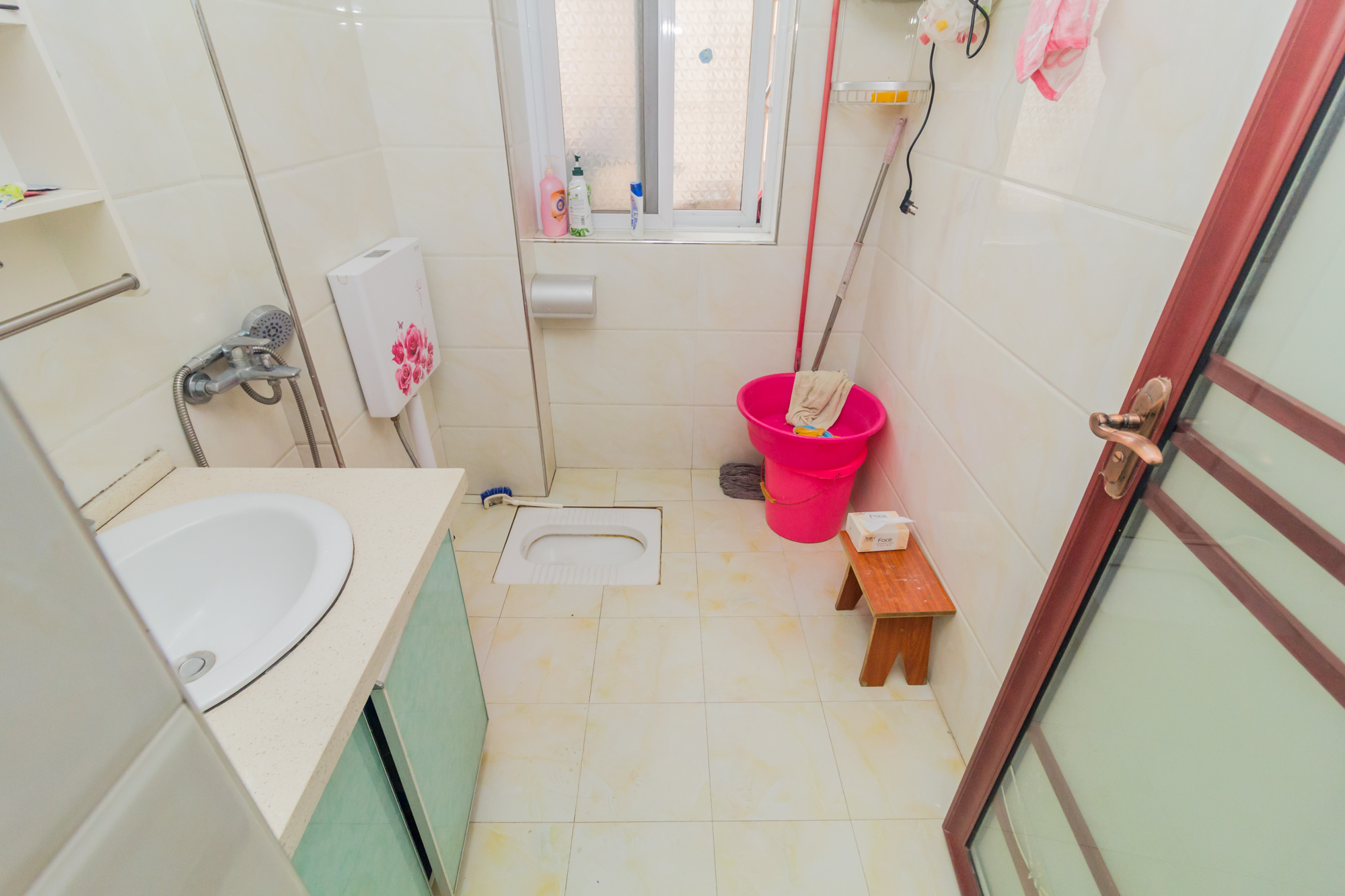 领东汇  3室2厅1卫    80.0万卫生间