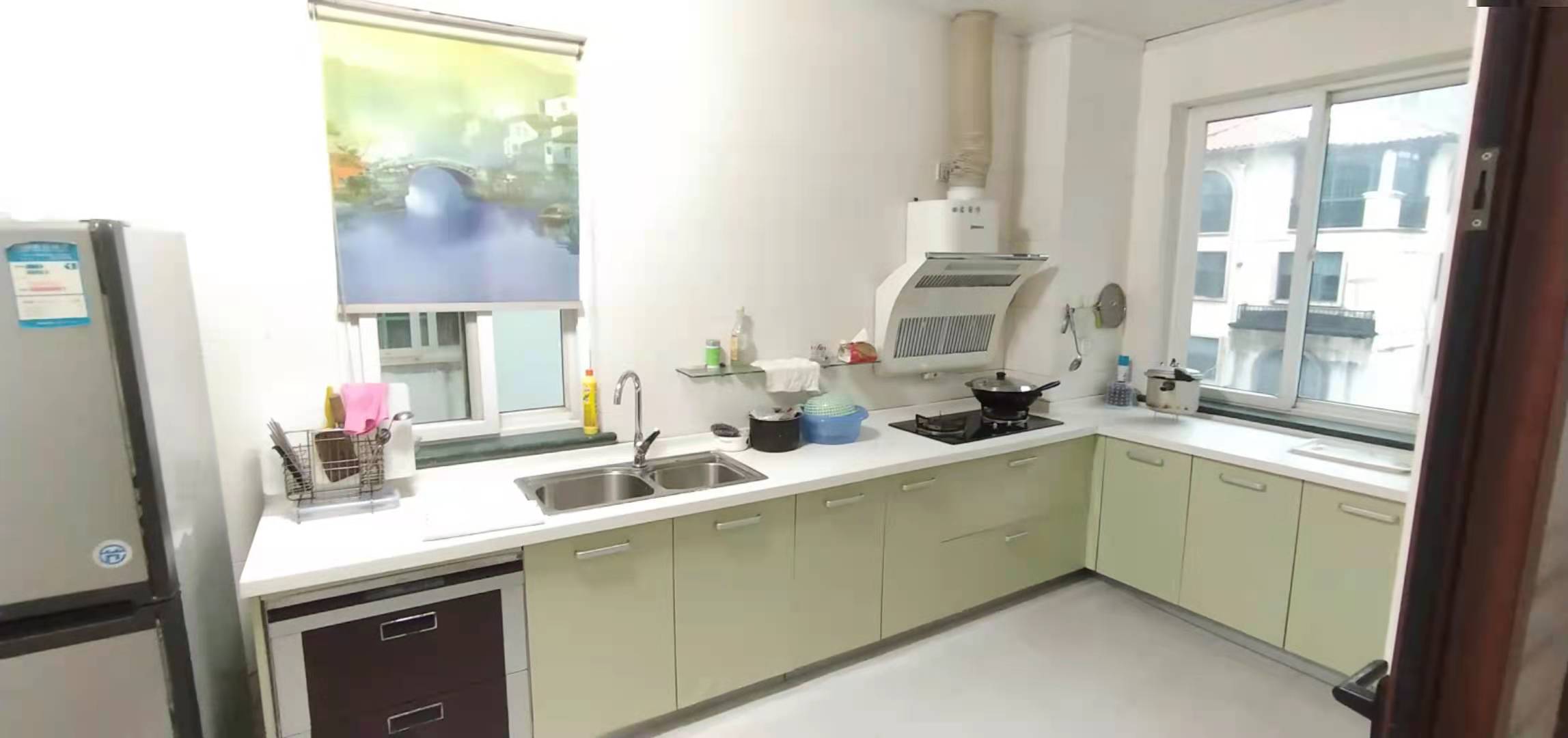 蒸湘世纪城  3室2厅2卫    1200.0元/月 蒸湘世纪城  3室2厅2卫    1200.0元/月室内图