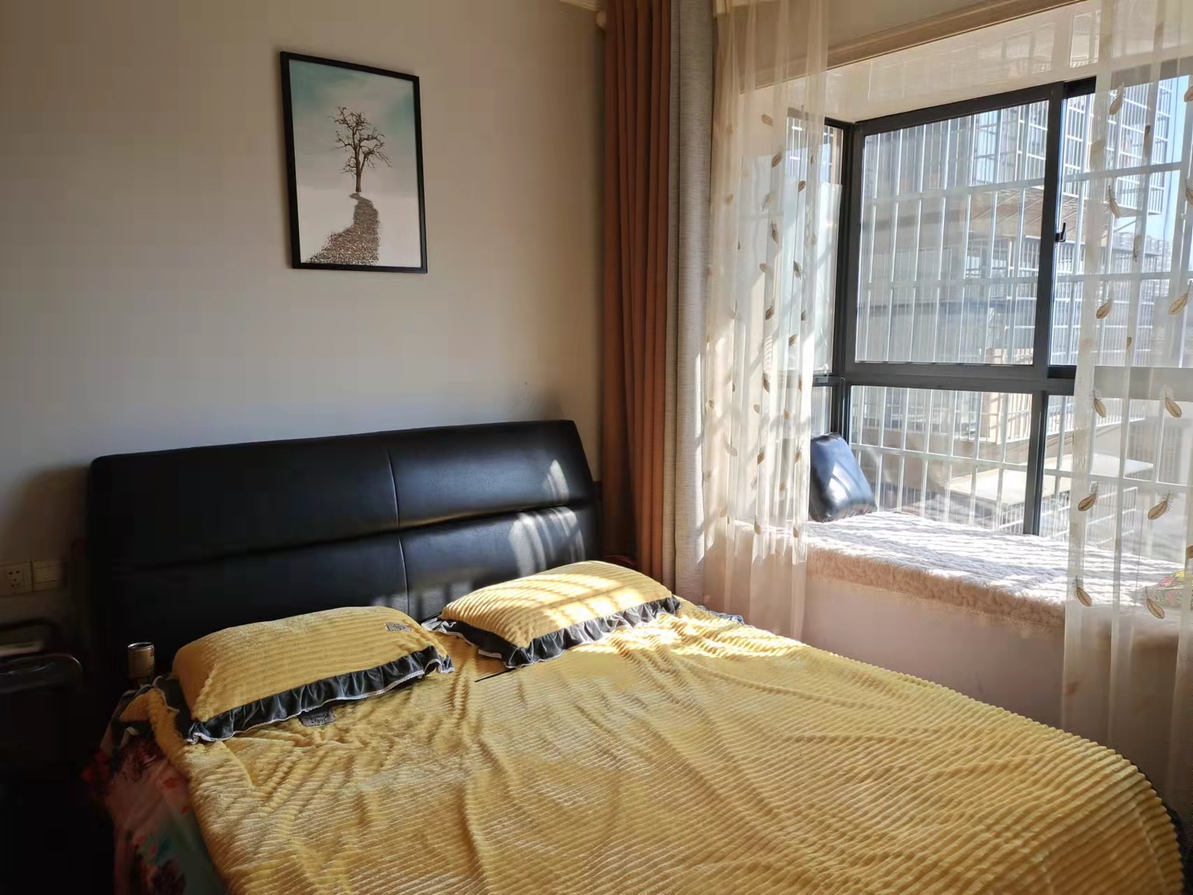 高新区海棠社区久盛商住综合楼  3室1厅2卫    70.0万 高新区海棠社区久盛商住综合楼  3室1厅2卫    70.0万客厅