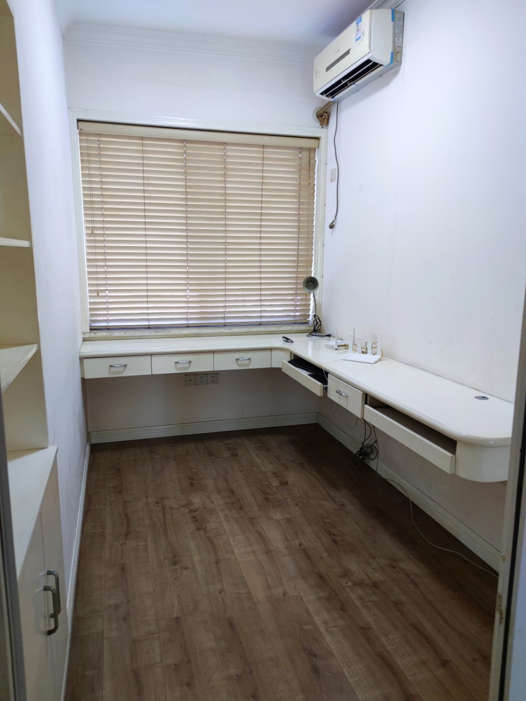 工行单位房 3室2厅1卫 2000.0元/月 工行单位房 3室2厅1卫 2000.0元/月室内图