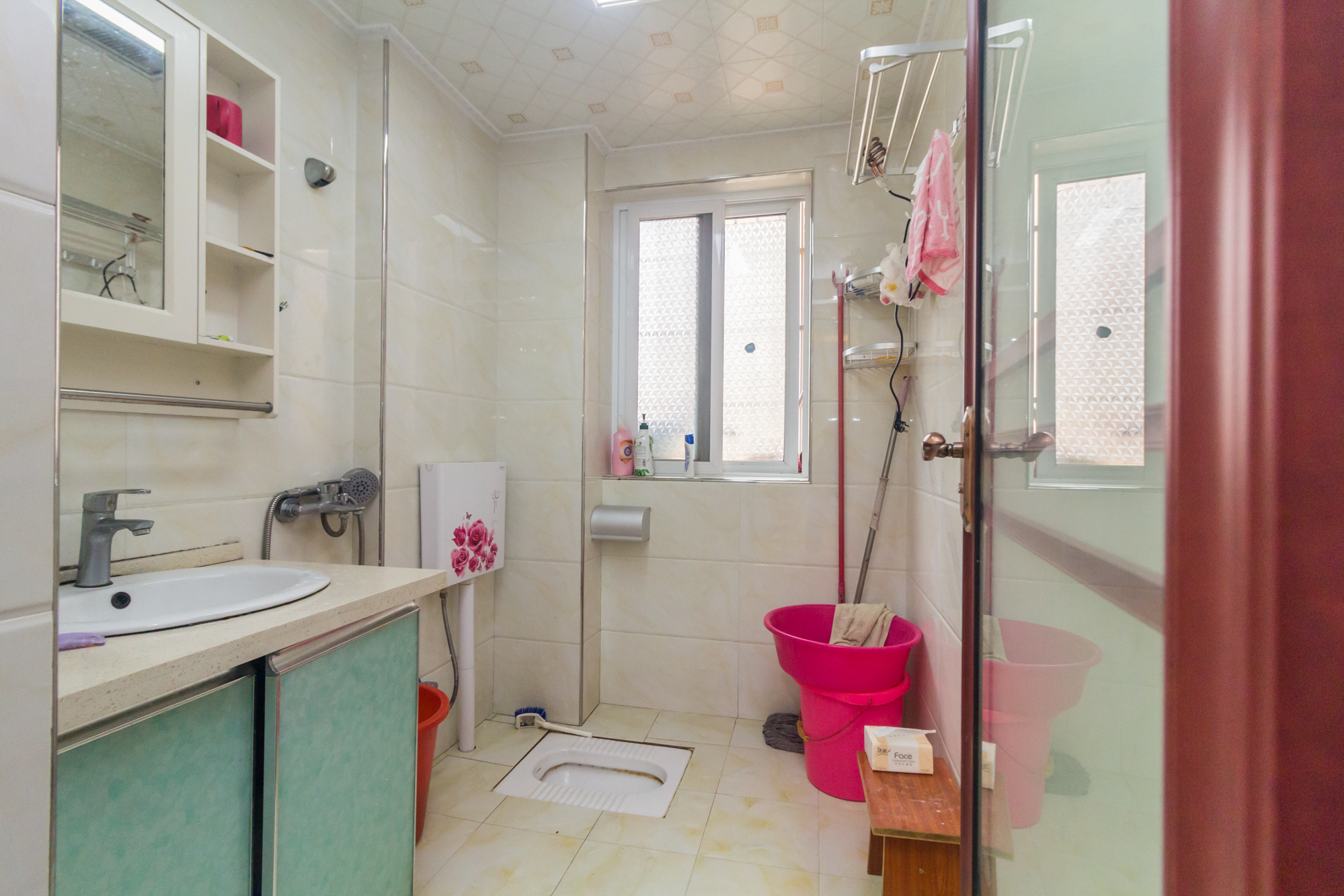 领东汇 3室2厅1卫 80.0万 领东汇 3室2厅1卫 80.0万卫生间