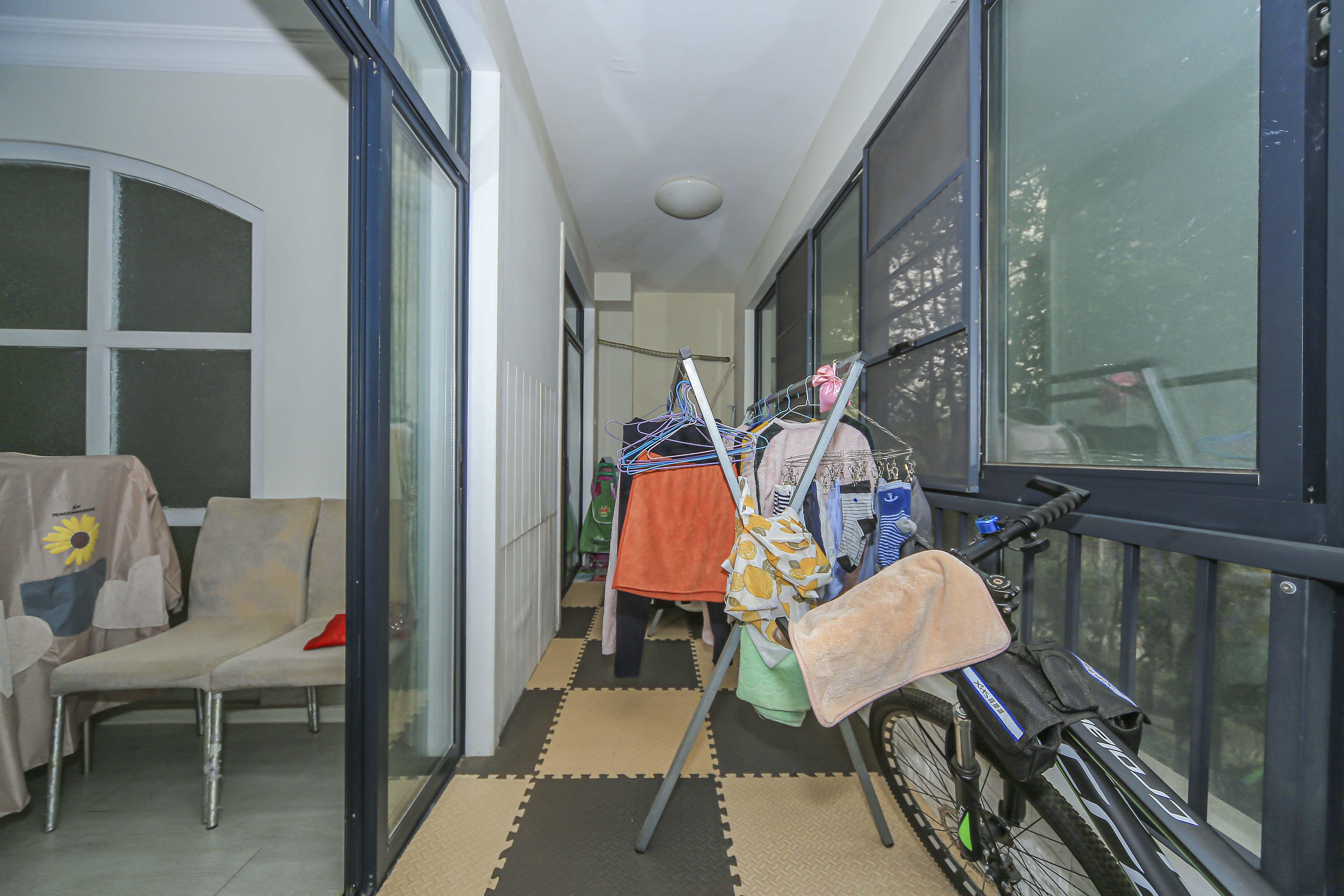 中建麓山和苑  3室2厅2卫   131.00万厨房