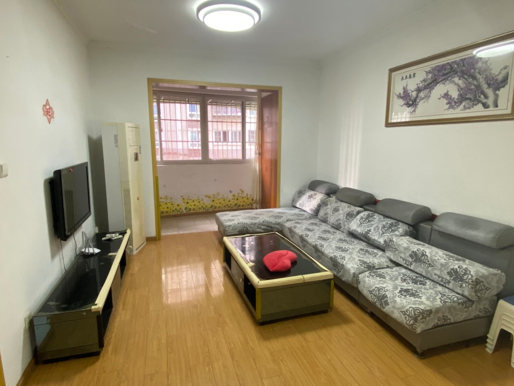 南湖锦苑 2室1厅1卫 2200.0元/月 南湖锦苑 2室1厅1卫 2200.0元/月户型图