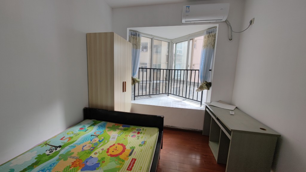 南湖锦苑 2室2厅1卫 2000.0元/月 南湖锦苑 2室2厅1卫 2000.0元/月室内图