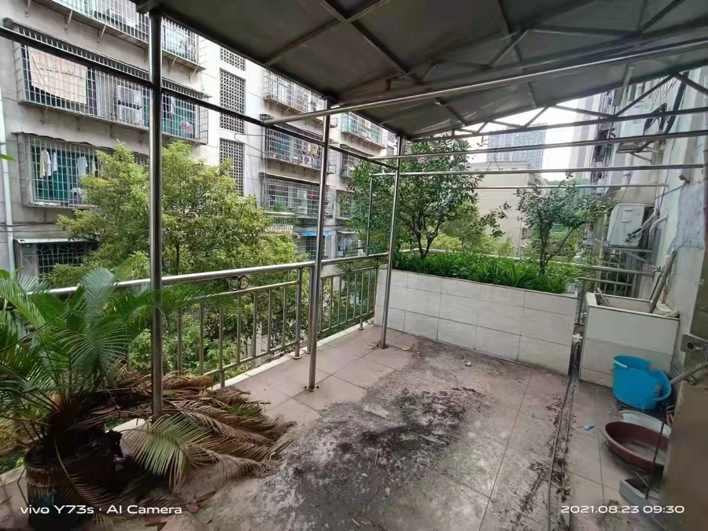 418家属区  3室2厅1卫    36.8万 418家属区  3室2厅1卫    36.8万阳台