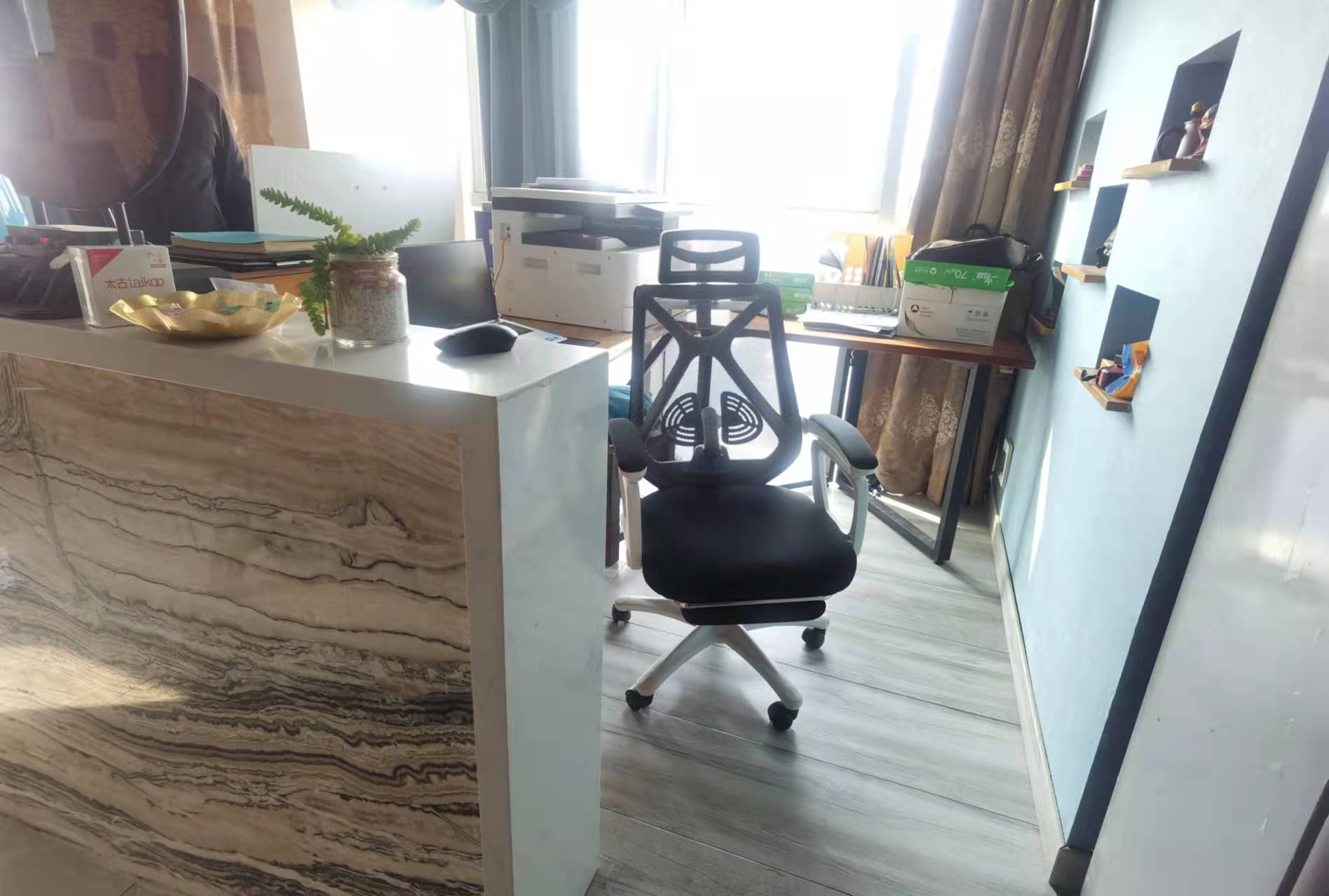 雄森国际 2室1厅1卫 4000.0元/月 雄森国际 2室1厅1卫 4000.0元/月室内图