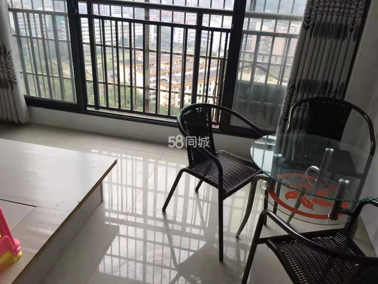 御江帝景 2室1厅1卫 1500.0元/月 御江帝景 2室1厅1卫 1500.0元/月室内图