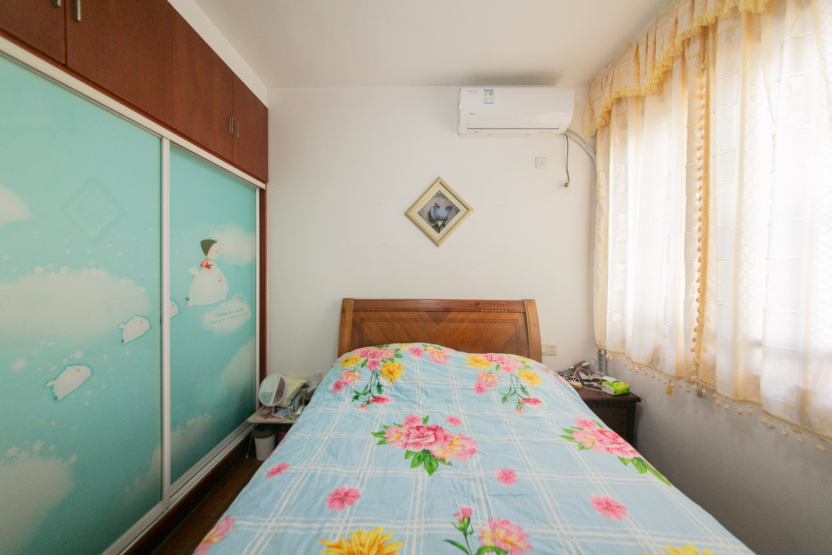 刀剪厂住宅小区 3室2厅1卫 58.0万 刀剪厂住宅小区 3室2厅1卫 58.0万卧室