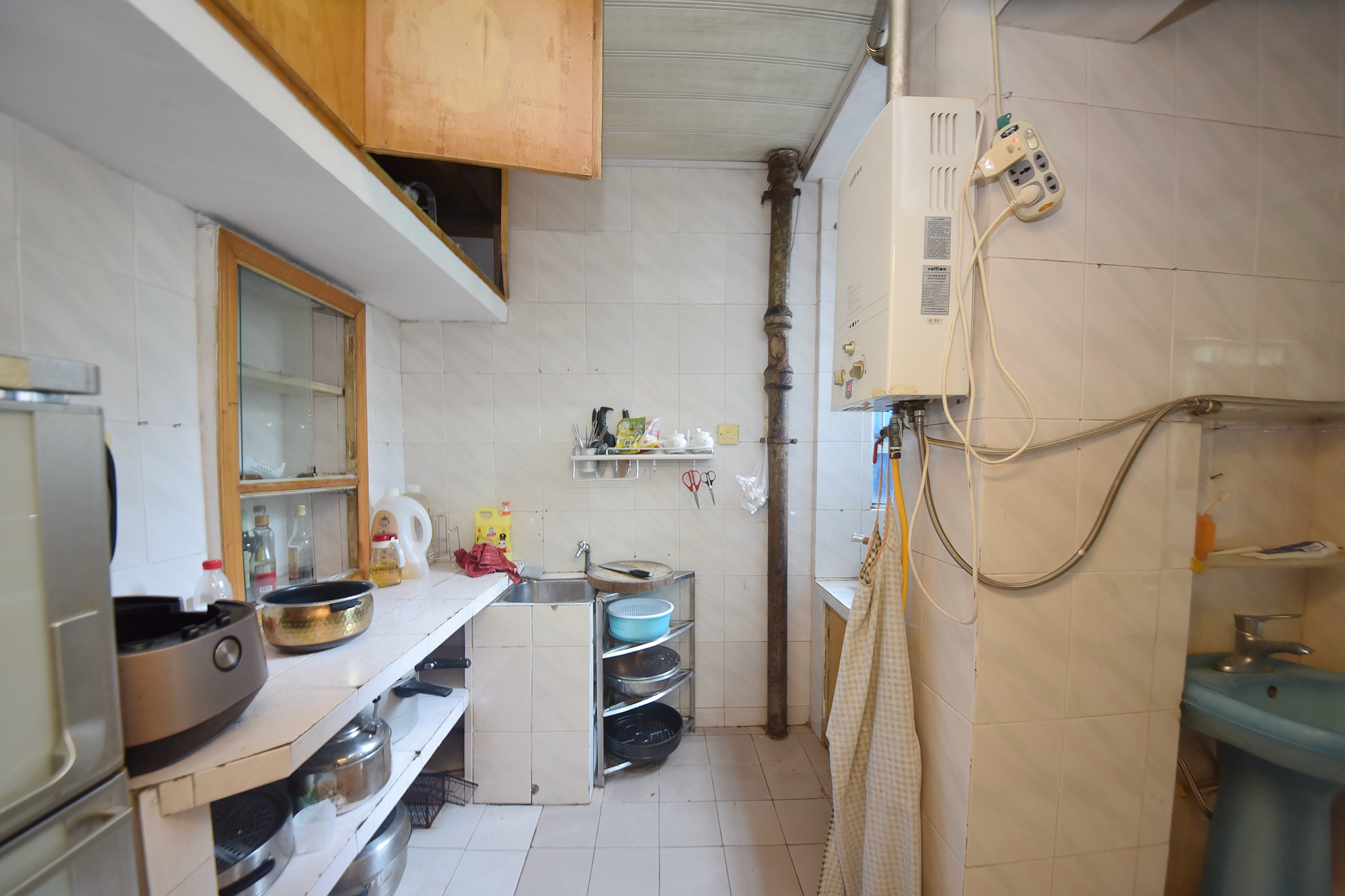 省林勘院  2室1厅1卫    39.8万厨房