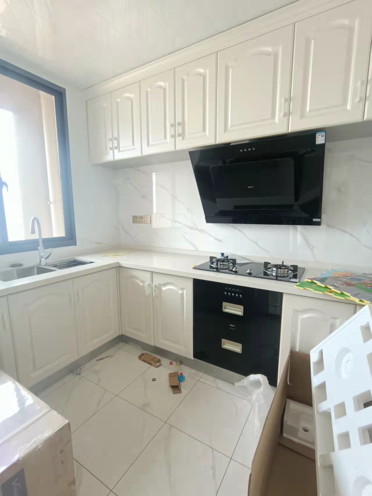 天酬尚都  3室2厅2卫    2800.0元/月 天酬尚都  3室2厅2卫    2800.0元/月室内图