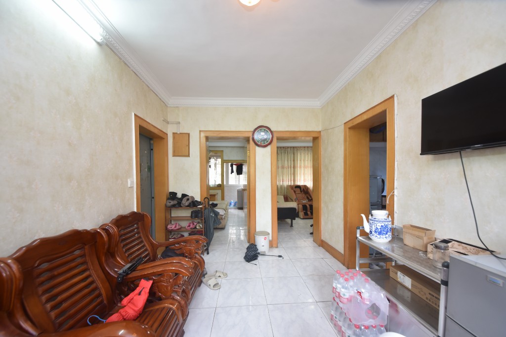 省林勘院  2室1厅1卫    39.8万客厅