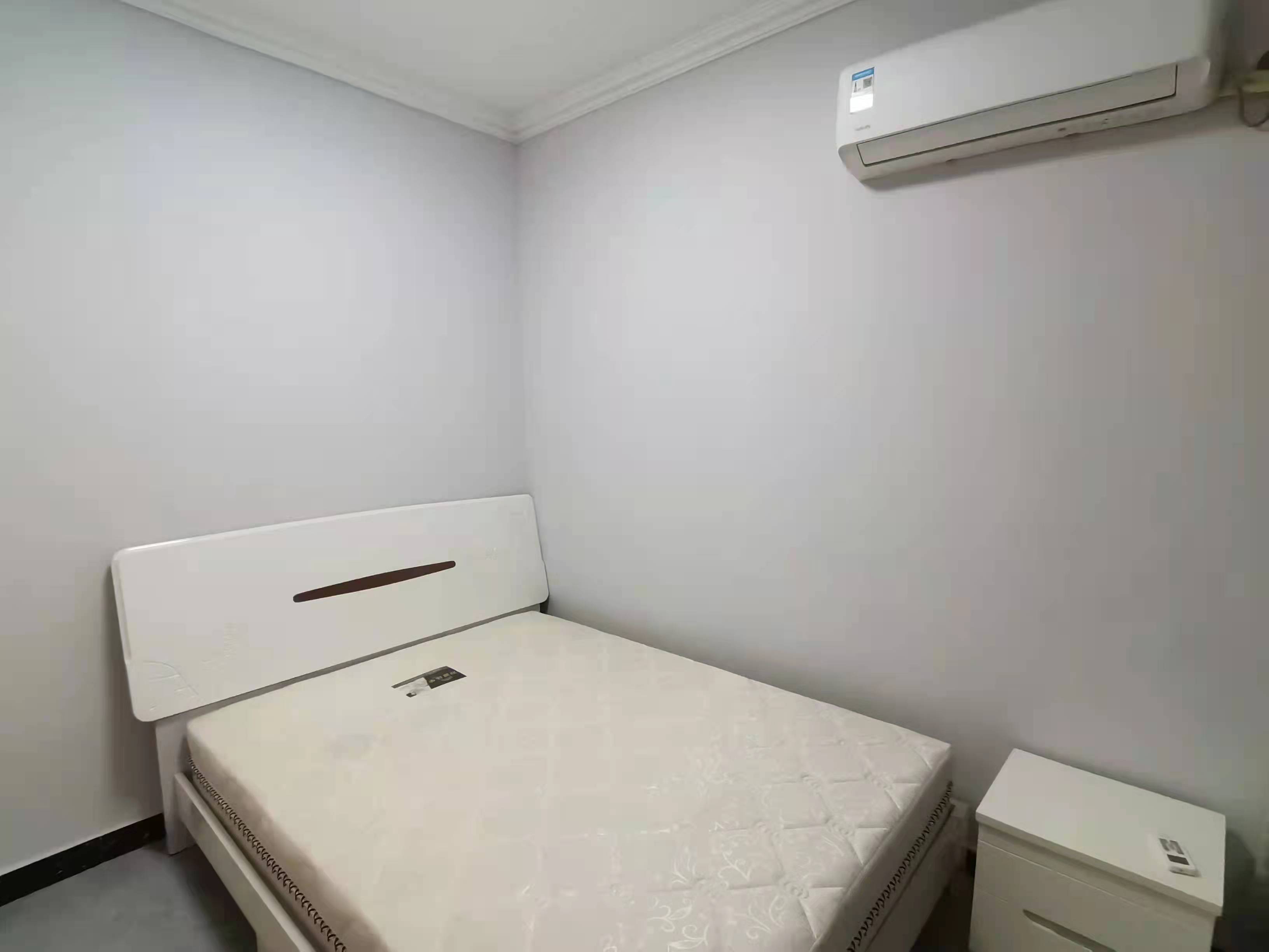 南湖春天  2室1厅1卫    2000.0元/月 南湖春天  2室1厅1卫    2000.0元/月室内图