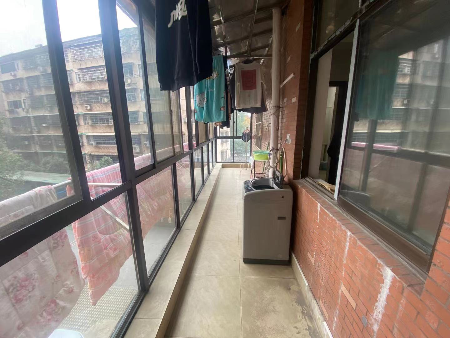 家和兴苑  1室1厅1卫    800.0元/月 家和兴苑  1室1厅1卫    800.0元/月室内图