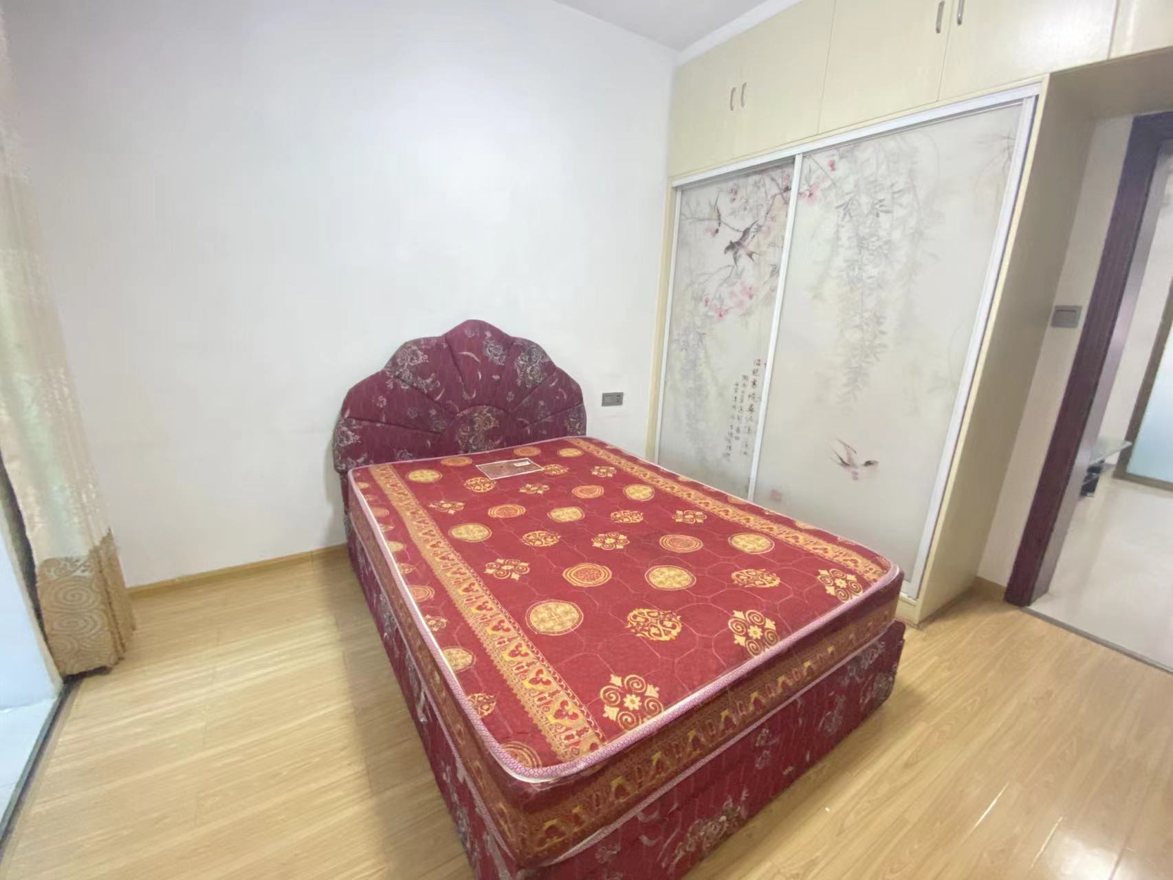 余家冲  2室2厅1卫   1200.00元/月室内图