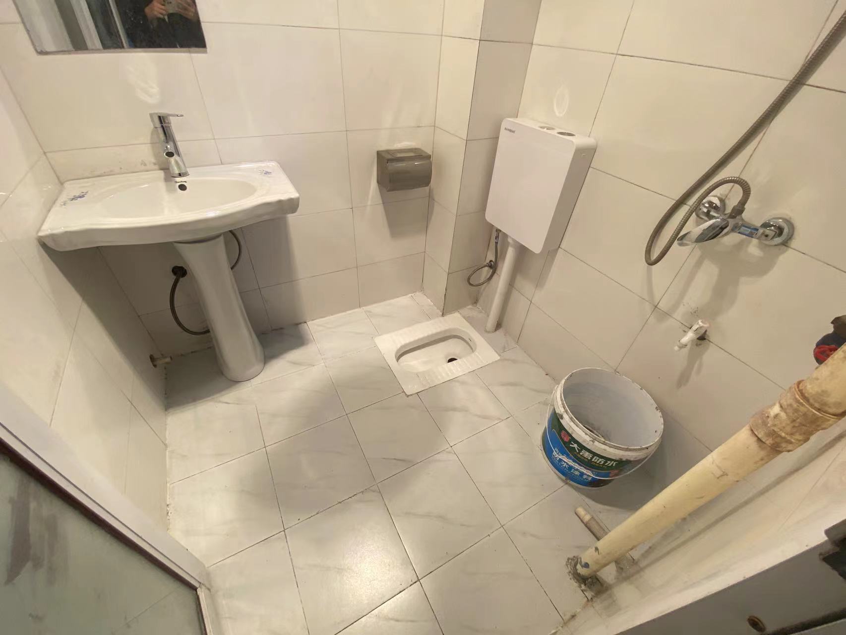 余家冲  2室2厅1卫   1200.00元/月室内图