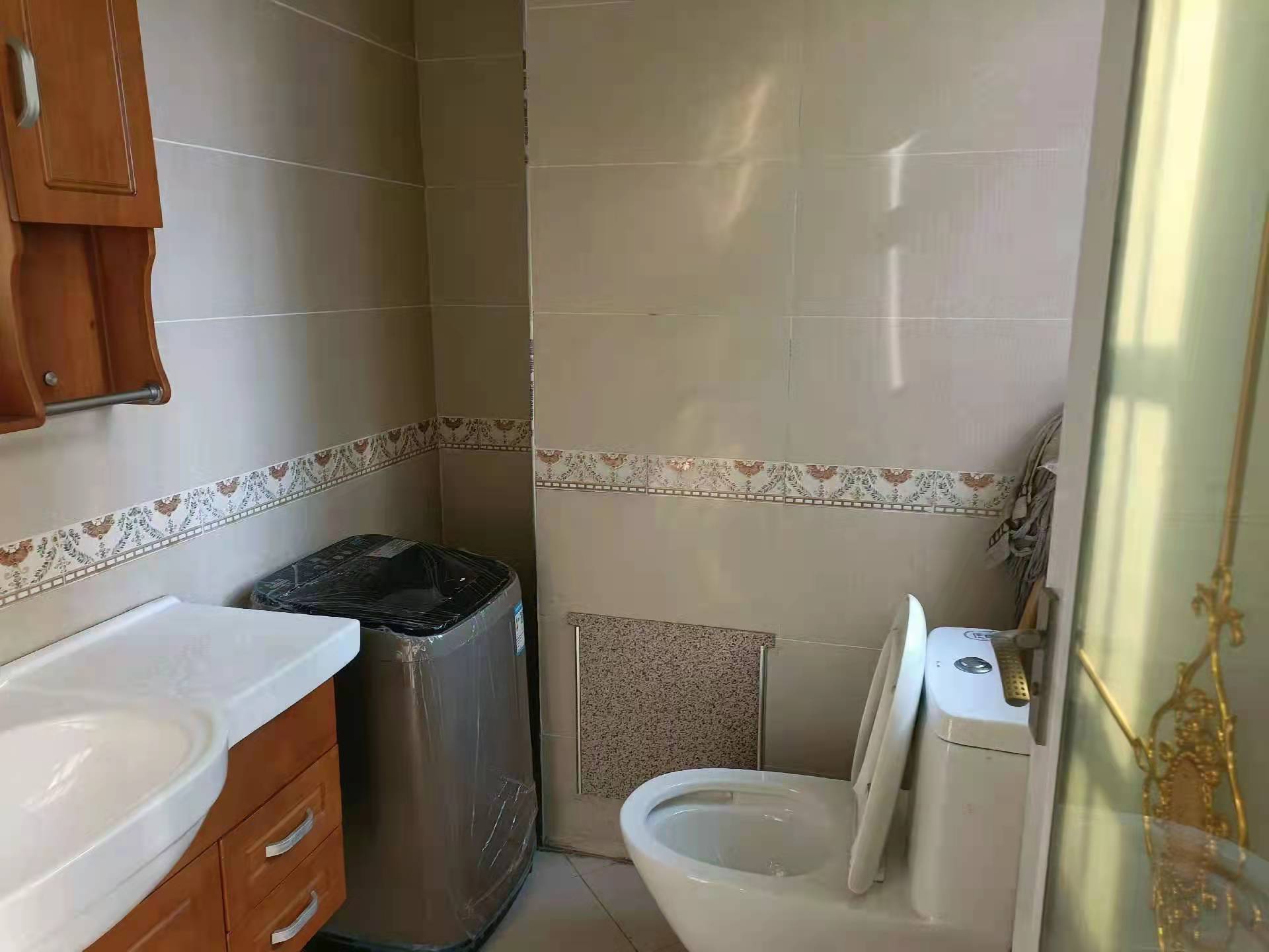 世纪阳光大厦公寓楼 1室1厅1卫 1100.0元/月 世纪阳光大厦公寓楼 1室1厅1卫 1100.0元/月室内图