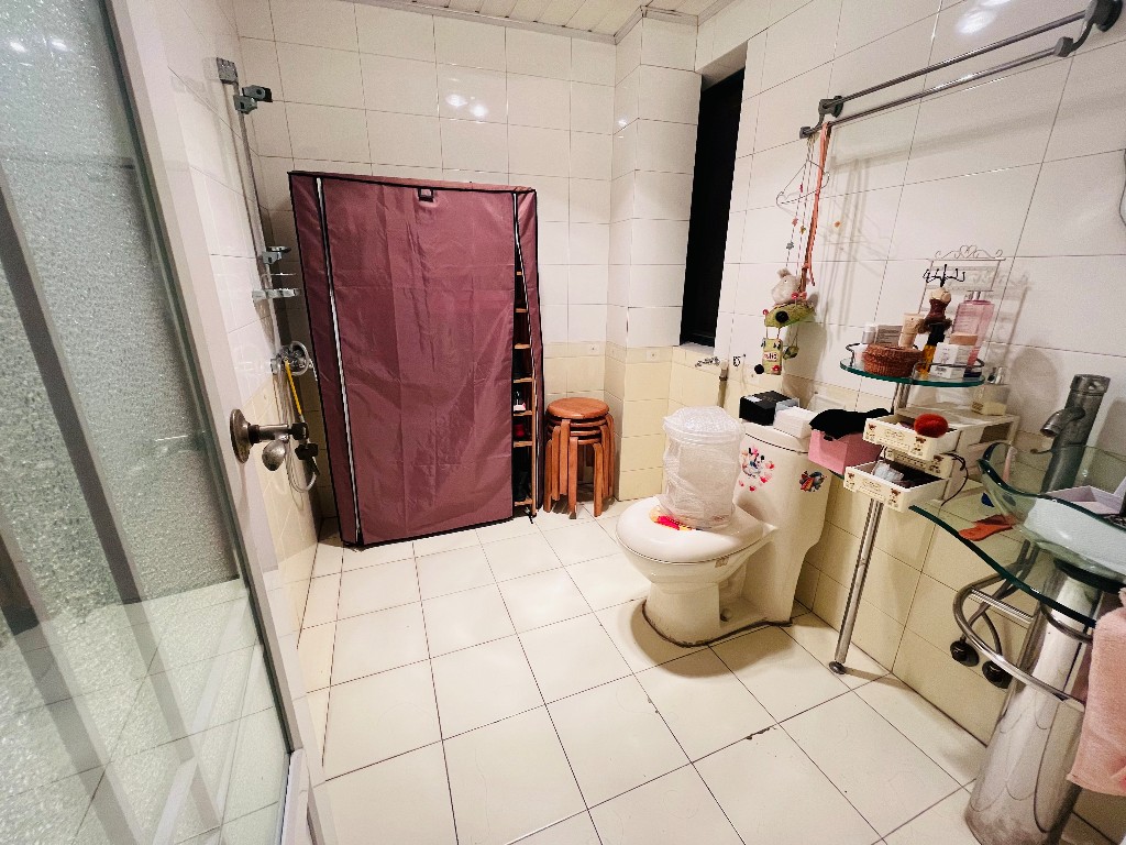 海创明珠花园 3室2厅2卫 88.0万 海创明珠花园 3室2厅2卫 88.0万客厅