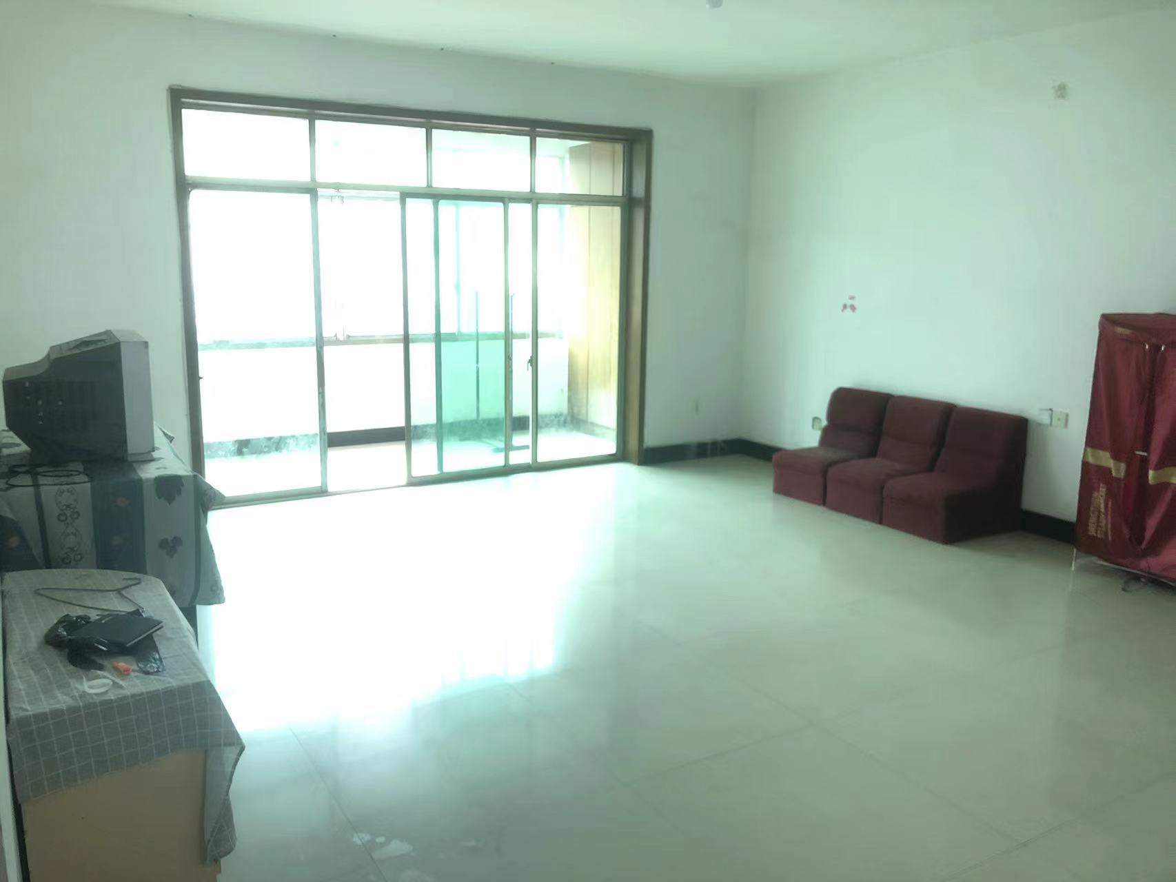 富竹苑  3室2厅2卫    900.0元/月 富竹苑  3室2厅2卫    900.0元/月室内图