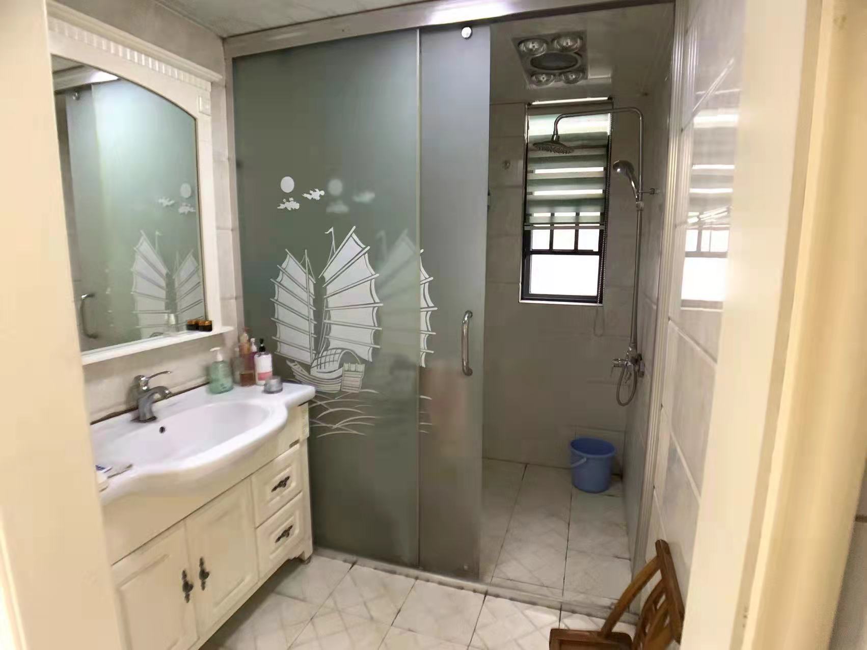 山水文园 3室2厅2卫 69.8万 山水文园 3室2厅2卫 69.8万客厅