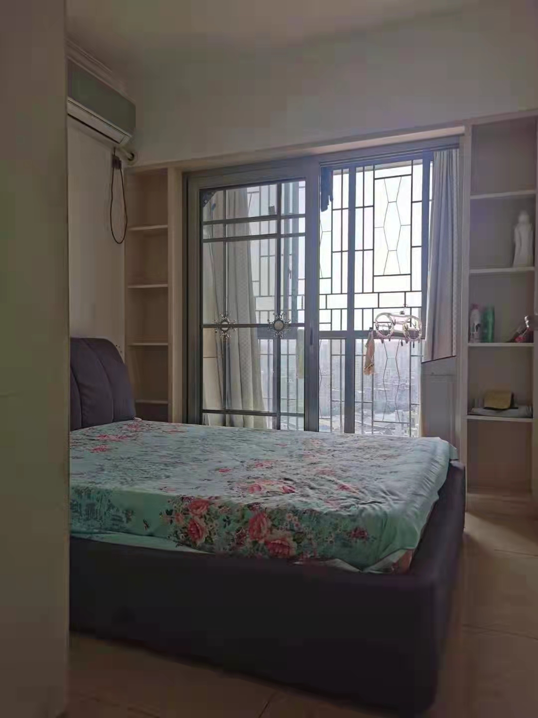 铂金时代 3室2厅1卫 2000.0元/月 铂金时代 3室2厅1卫 2000.0元/月室内图