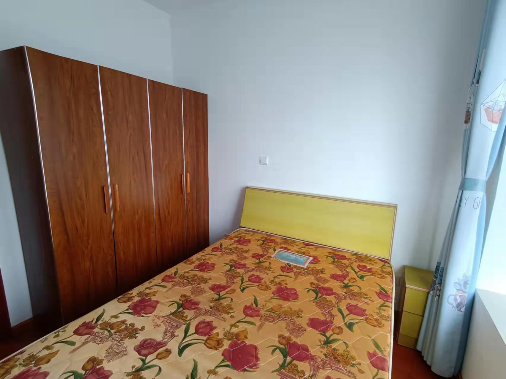 南湖锦苑 1室1厅1卫 1700.0元/月 南湖锦苑 1室1厅1卫 1700.0元/月室内图