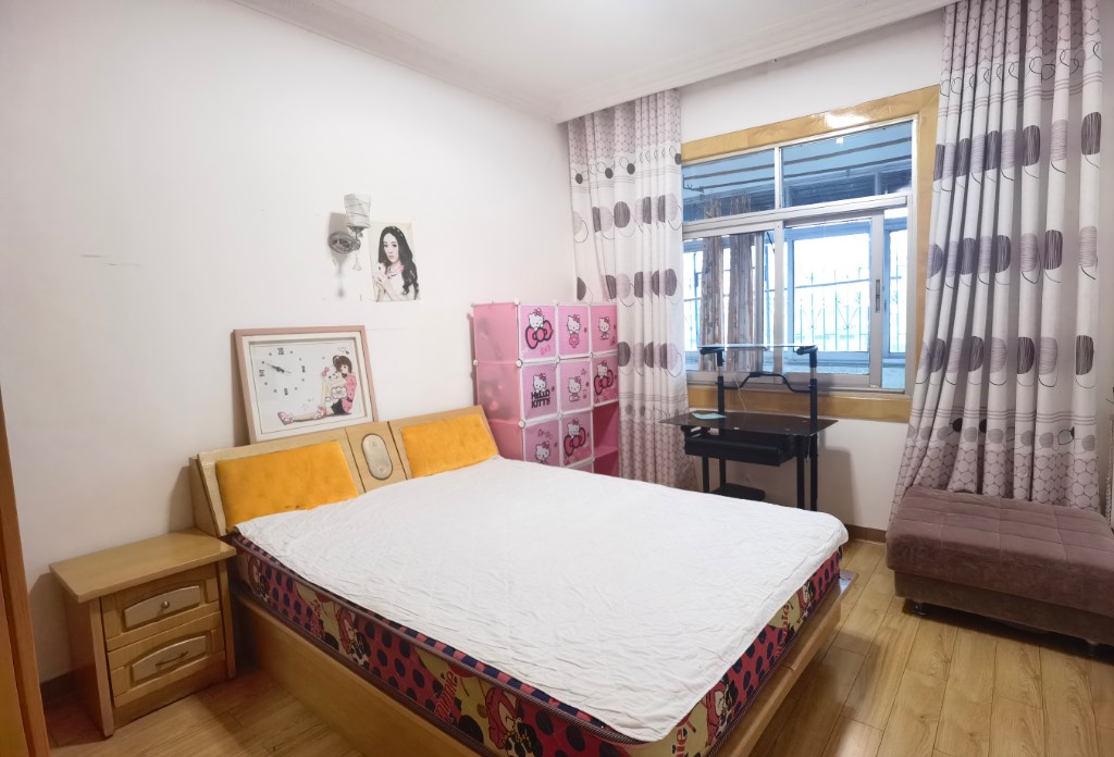 全丰小区 3室2厅1卫 42.0万 全丰小区 3室2厅1卫 42.0万卧室