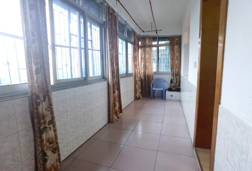 全丰小区 3室2厅1卫 42.0万 全丰小区 3室2厅1卫 42.0万卧室