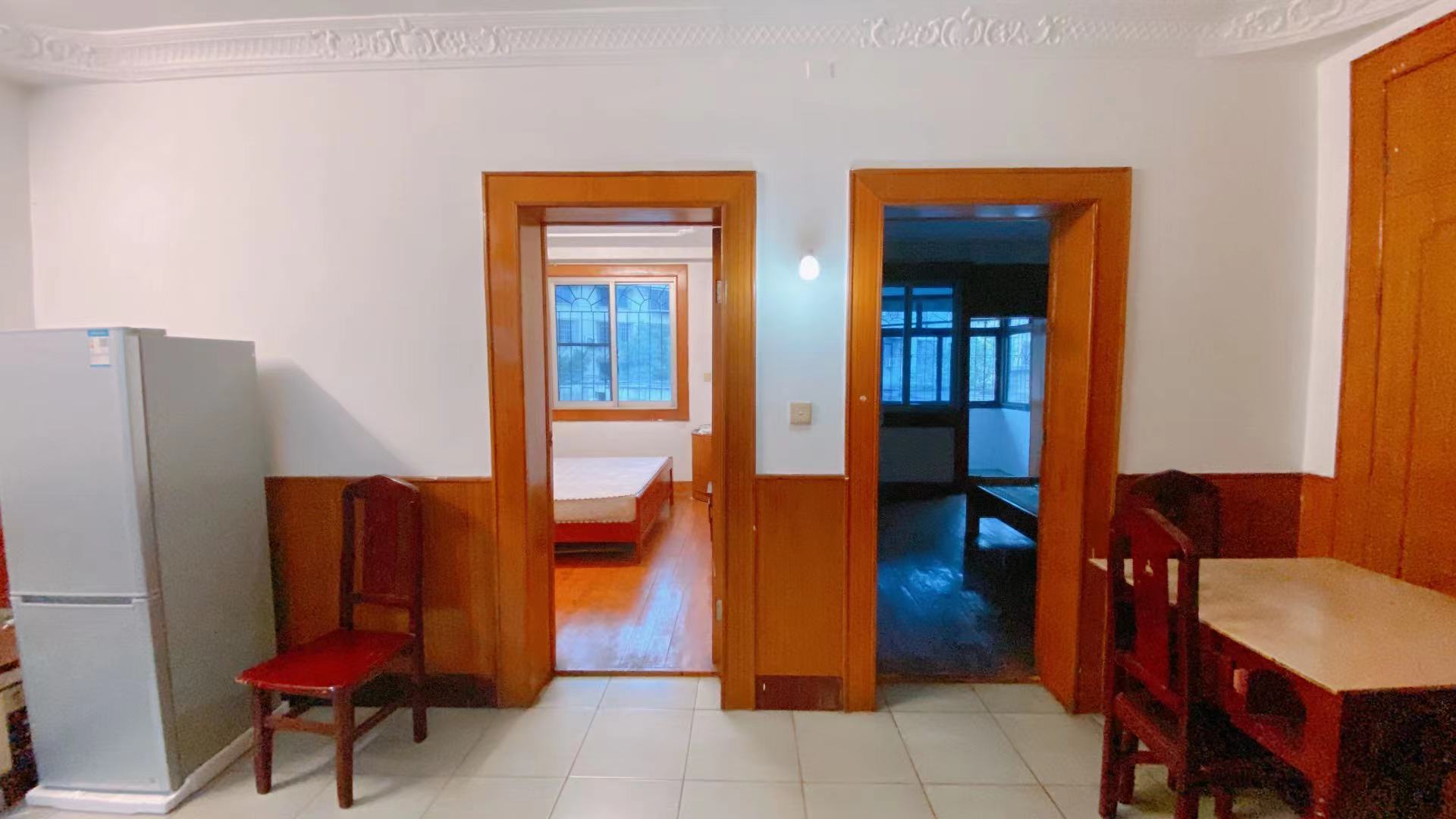 板塘卫生院 2室1厅1卫 600.0元/月 板塘卫生院 2室1厅1卫 600.0元/月室内图