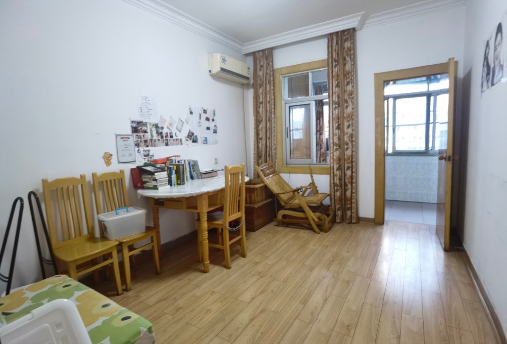 全丰小区 3室2厅1卫 42.0万 全丰小区 3室2厅1卫 42.0万卧室