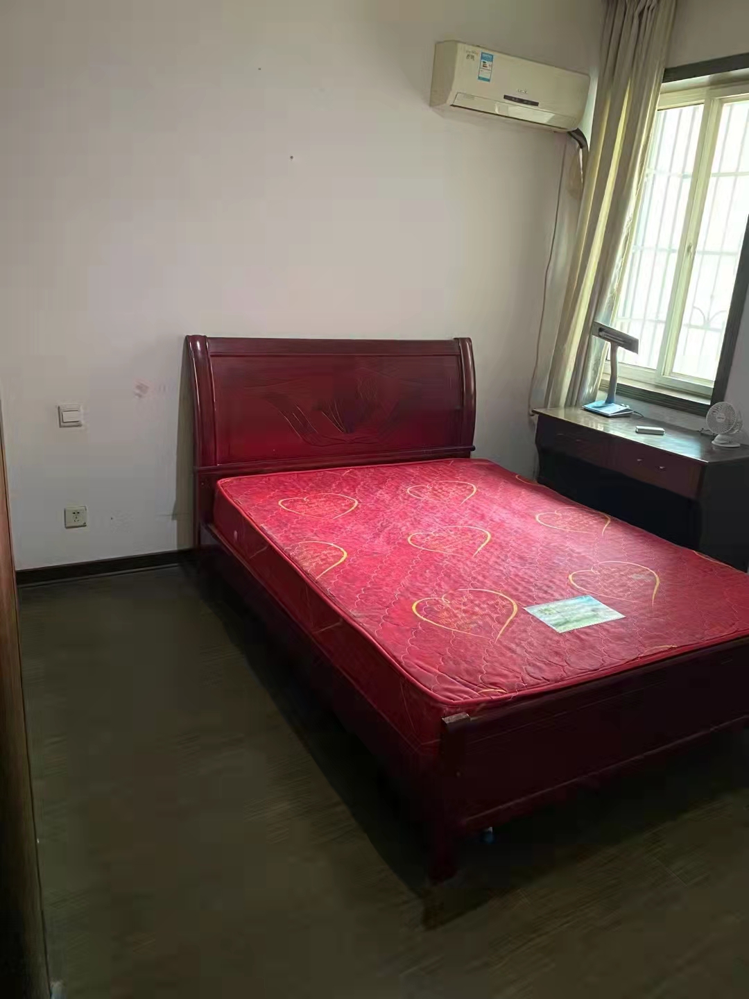 新华一村 2室2厅1卫 1200.00元/月 新华一村 2室2厅1卫 1200.00元/月室内图