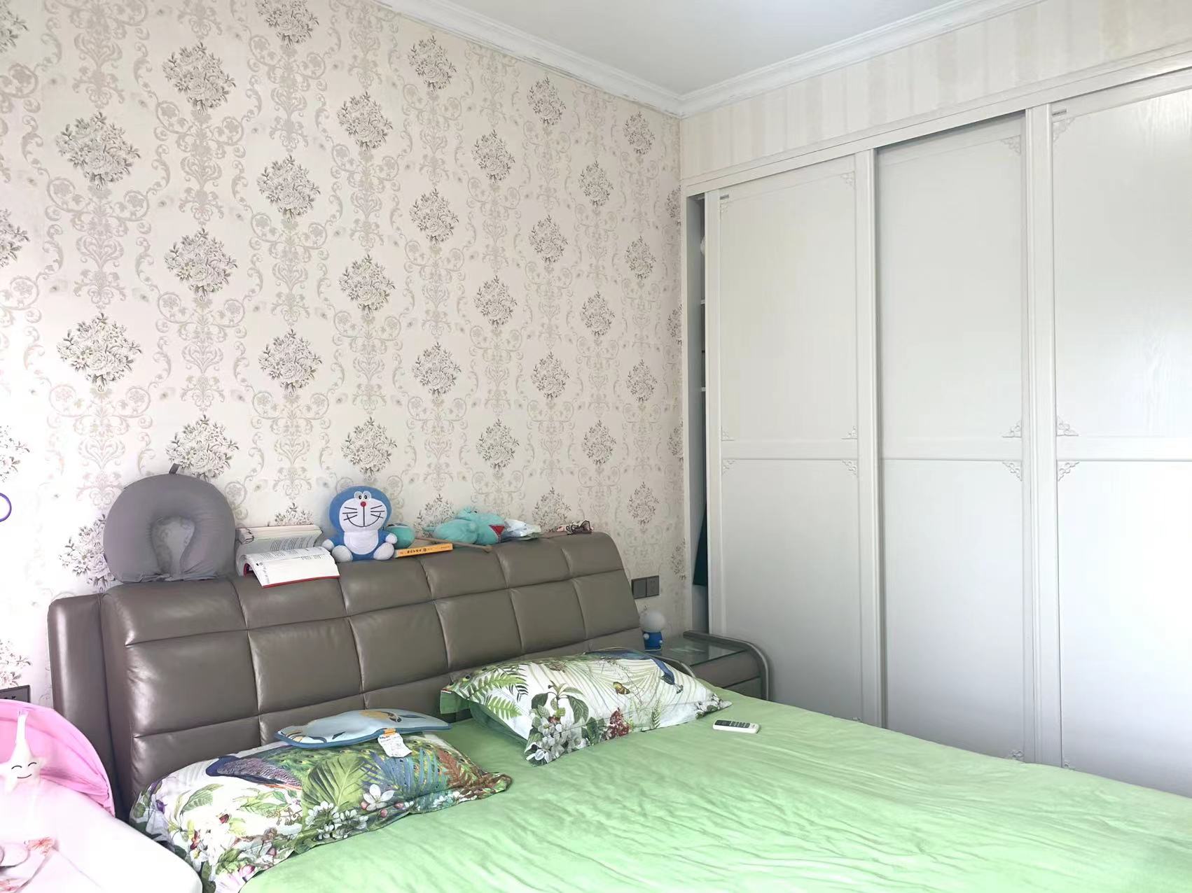 雄森国际  2室1厅1卫    1680.0元/月 雄森国际  2室1厅1卫    1680.0元/月室内图