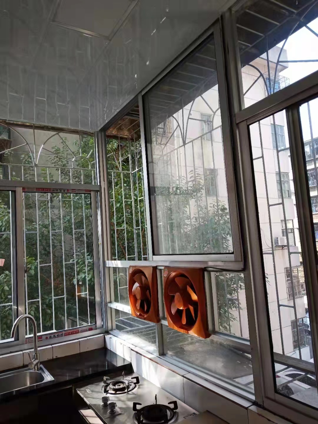 滨江一村  2室2厅1卫    45.0万 滨江一村  2室2厅1卫    45.0万客厅