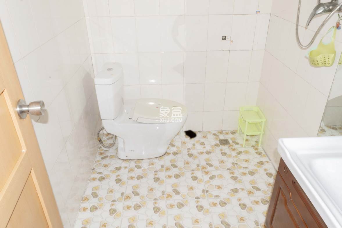 邮电新村 3室2厅2卫 61.80万 邮电新村 3室2厅2卫 61.80万客厅